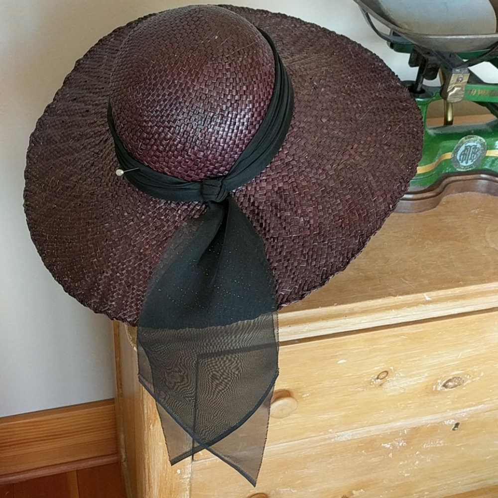 VINTAGE MISS BIERNER HAT!